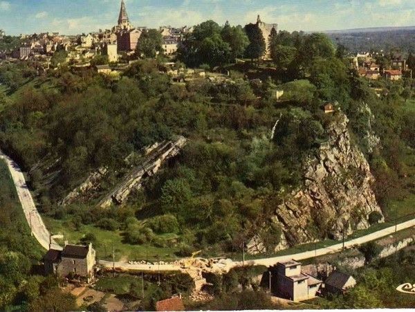 VUE GENERALE DE DOMFRONT